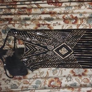 1920s costume with headband